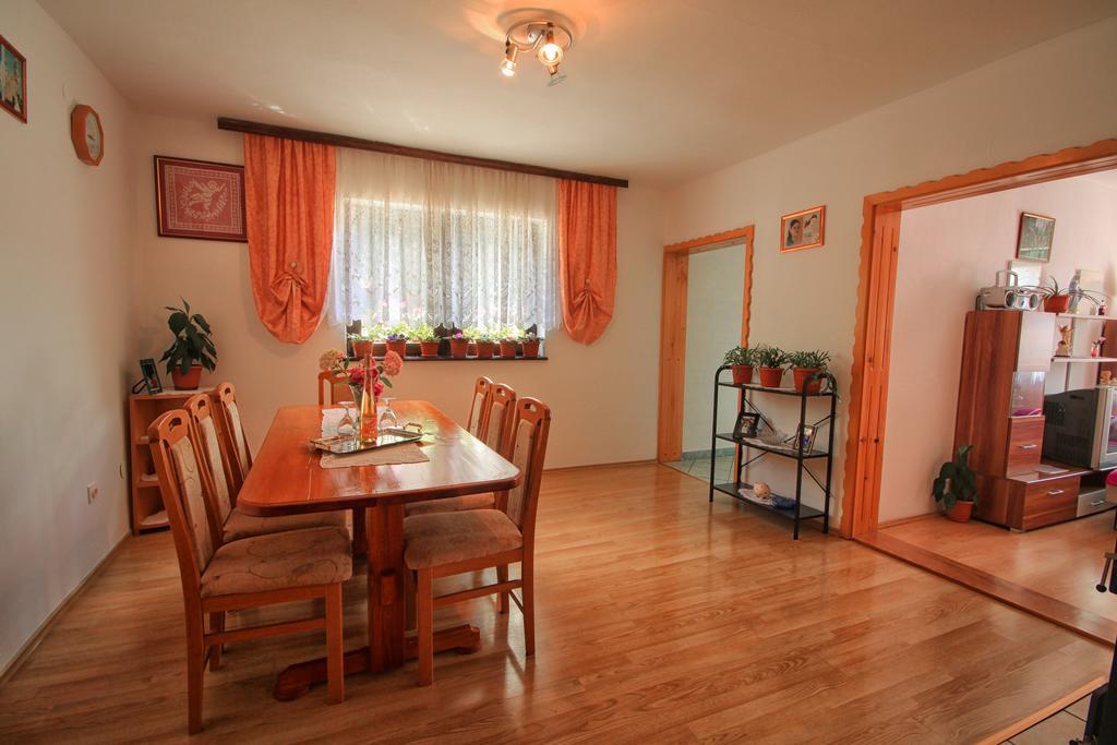 Apartman Josipa Apartman Drežnik Grad Kültér fotó